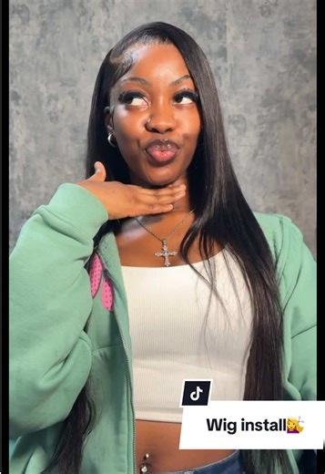 Cómo estilizar una peluca con parte lateral