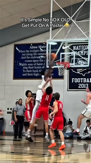 No box out get put on a poster simple equation 😭 #basketball #shorts