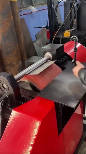 Pipe roll manufacturing process for precise industrial production