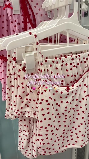 Celebrate Valentine’s Day with Pink and Girly Styles