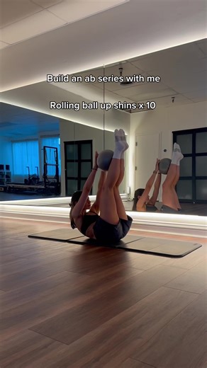 Save and try this ab flow that I’m teaching this week🫶🏻 #pilates #sanfrancisco #matpilates #abworkout