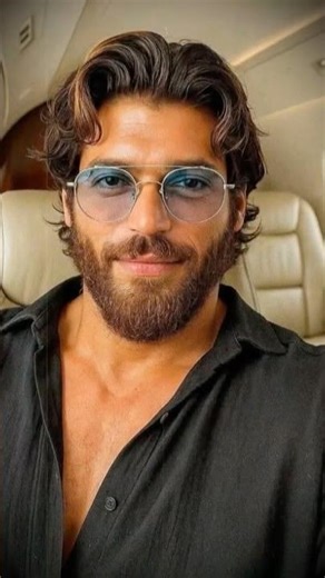 EMOTIONAL MOMENTS: Can Yaman dedicated the song he sang with tears in his eyes to Demet. #shorts