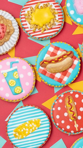 @neuroticmom and I are having a virtual carnival theme party 😄 Visit @neuroticmom to see Amy’s awesome carnival cake and all of her amazing sweets!! 🎡🎠🎢🎟️ #decoratedcookies #cookiedecorating #carnivalcookies #icingcookies #royalicing #royalicingcookies #neuroticmom #cakedecorating #carnivalfood #carnivalparty #summercarnival | SweetAmbs