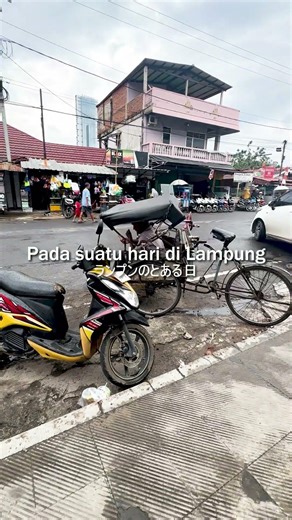 Kakek Santai di Becak | Daily Life in Indonesia 🇮🇩 EP 24 #shorts #short #shortvideos