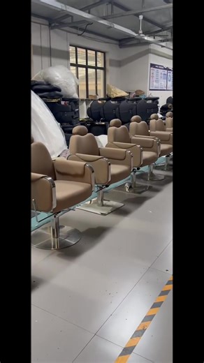 #salonfurniture #stylingchair #beautyfurniture #barberchair