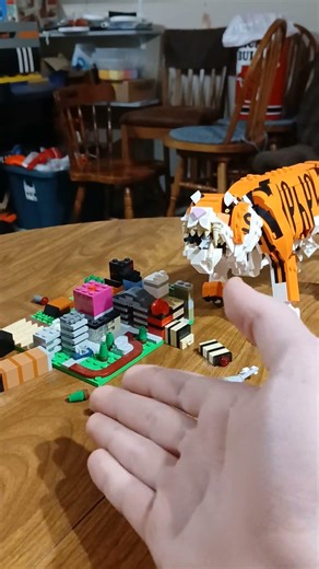 Giant Tiger Attack #lego #tiger #city #legocity