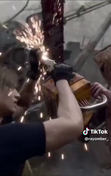 Exploring Leon Kennedy in Resident Evil 4 Gameplay