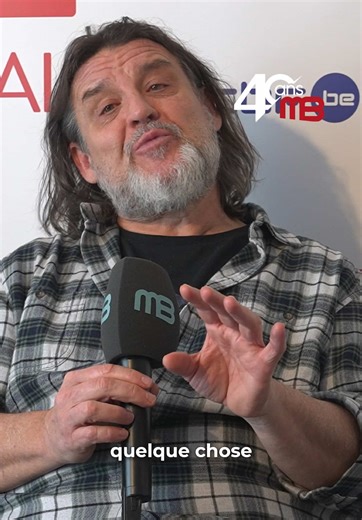 🎬🎤 On a rencontré Guy Lecluyse, président du jury des courts belges au Love International Film Festival Mons. Guy Lecluyse, c’est notamment Yann Vandernoout dans Bienvenue chez les Ch’tis et Michel Fontella, le père d’Adam, dans la série Soda. Il nous parle de l’importance des courts métrages au Festival et, plus largement, dans le cinéma. 🎥✨ Avec un caméo de Jean-Luc Couchard !