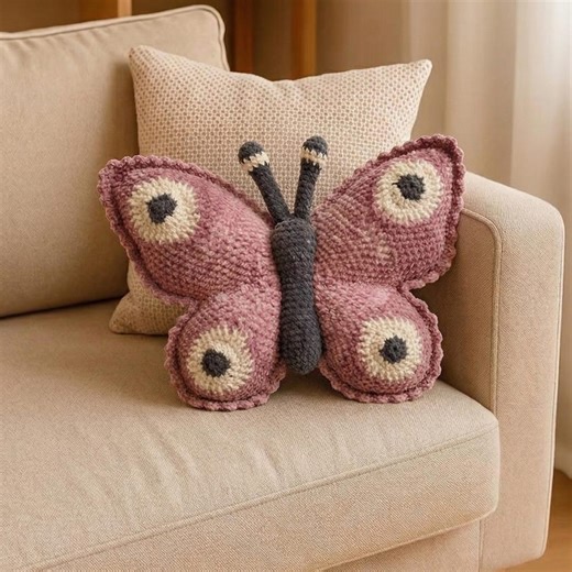 Crochet Butterfly Pillow Pattern, Plush Amigurumi Butterfly Cushion PDF, Crochet Insect Pattern, DIY Butterfly Deco - Etsy