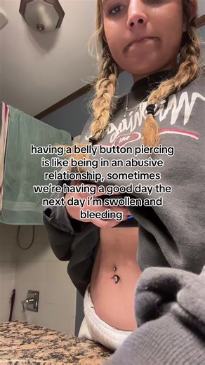 spam (@nilukshispam)’s video of belly piercing