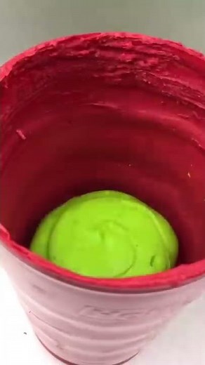 How Long Does it Take to Make a Hyperrealistic Cake?