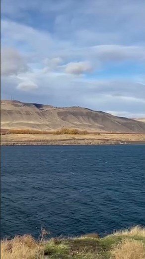 Scenic River and Mountain Landscape | Calming 4K Nature Footage