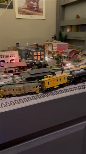 Ho scale train fail #ho #train #crash #fail #modeltrains #shrots