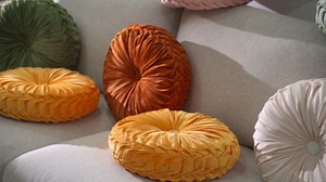 Gold Throw Pillows Decorative Round Pillows for Couch 15'' Pleated Pumpkin Cushion Smooth Metallic Leather for Home Decor Bedroom Living Room Couch Bed(4 Pcs)