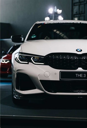 Exploring the BMW G20 330i Model