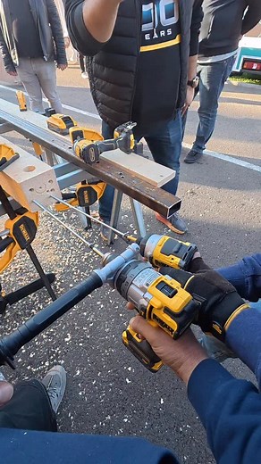 How’s gonna win? Dewalt drill vs impact driver #dewalt #dewalttools #dewalttough @dewalttough @yalco_romania @teopriceputul | Tools AddicTed RO