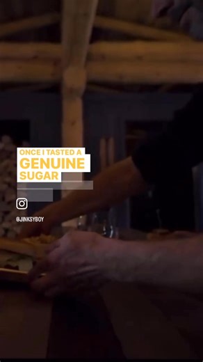 Snowmobilers ! How many times have you seen people out enjoying the Quebec snow, food and scenery but you simply don’t know where to start? I was there too! BUT don’t worry, my friends @BonjourQuebec have came up with the best guide to help you decide where to head! For those of you that have been many times, this just may help you find a new place to visit ! Once I got to experience the full Quebec snowmobiler experience, I knew I was HOOKED for life! What was the one thing that hooked you on s