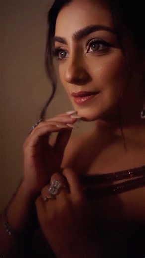 Neha Marda on Instagram: "✨✨ . . . Makeup @yashikamakeup Hair by @simer_makeover_ Outfit @rosecreationsludhiana Styled by @stylestopperr Jewels @manimuktaajewels 📸 @sushildhimanphotography 📍@bwplus_mohali @bestwesternplus_mohali #nehamarda #chandigarh"