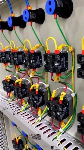 Electrical panel wiring