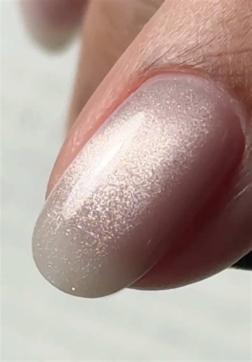 Chill: Cool-Toned Silver Magnetic Gel Polish