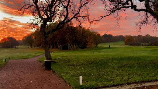 An unbelievable sunrise this morning at South Moor Golf Club🏌🏼‍♂️ The colours were a thing of beauty ⛳️ | South Moor Golf Club