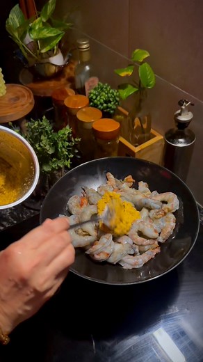 A royal twist to my creamy, dreamy coconut prawn gravy 🍤🥥✨ | Rosy's Cooking Diary