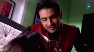 Twinkle gets kidnapped, will Kunj be able to save her? #TashanEIshq Watch full episodes of Tashan-E-Ishq on www.zeetv.com/tei | ZEE TV