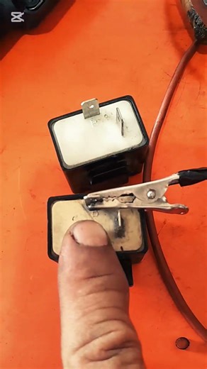 🔴 Find out why your motorcycle's turn signals aren't working 🏍