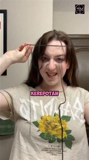Ketika Wanita ini harus Memotong Bulu Matanya