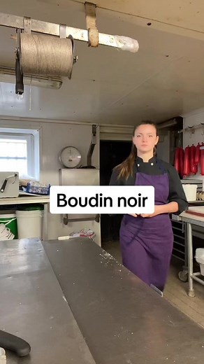 Fabrication de Boudin Noir: Recette et Secrets Dévoilés