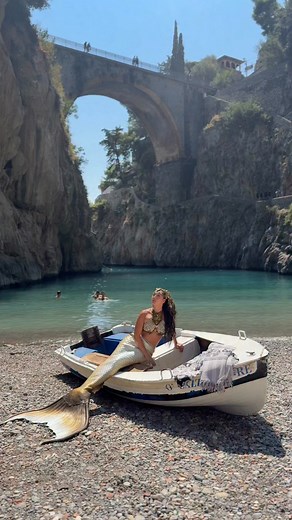 Mermaid sighted in Italy 🇮🇹 👀 #mermaid #professionalmermaid #mermaidtail #mermaidlife #folklore #fantasy #fantasycreature tail by Merbella Studios Inc. | Mermaid Sirenity