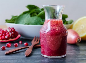Pomegranate Vinaigrette Dressing - Perfect for winter salads