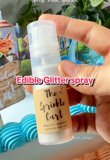Elevate Your Cakes with Edible Glitter Spray