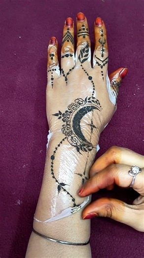 Stylish Mehndi Design ♥️ #shorts #mehndi #trending #stylish #latest #arabic #henna #mehandi #video