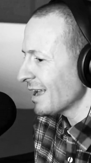 The final interview from Chester Bennington before his passing. Never suffer alone. RIP. #linkinpark #chesterbennington #mentalhealthmatters #depressionawareness #depressionhelp