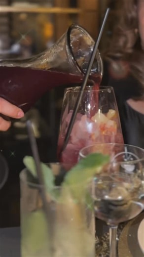 Ven y disfruta de un ambiente espectacular ✨ Buena música, excelente compañía y comida exquisita que se siente en cada bocado. 📍 Café Cantante | Café Cantante Restaurant