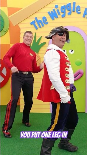 Hokey Pokey! Kids Dance Songs with The Wiggles🕺💃 #hokeypokey #dance #shorts #kids #thewiggles
