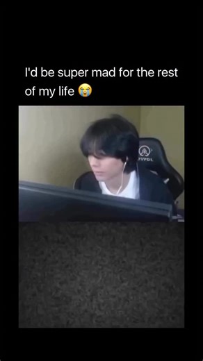 Repostspmo on Instagram: "Facial disgust is the universal “ew” language that requires no translation. You don’t have to say a word — your entire soul speaks through that one scrunched nose, twitchy eyebrow, and that slow lean-back like you’re physically dodging the vibes. It’s that look you give when someone says “pineapple belongs on pizza,” or worse… tells you they haven’t brushed their teeth since yesterday “but it’s fine.” NO, it’s not. Your face reacts before your brain can filter the momen