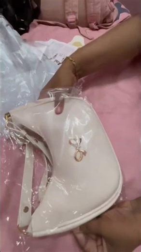 Trendy Shoulder Bag💗😍#meeshofinds#Unboxing #trending #viral #ytshort #lowprice#shopping#shoulderbag
