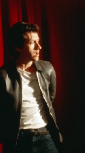 Arctic Monkeys Live Performance at King's Theatre 22/09/2022