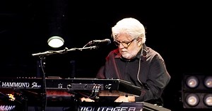 Superfan, age 11, meets pop idol Michael McDonald