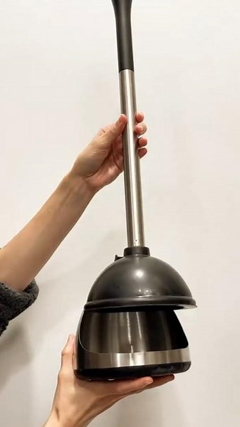 012ea2b45a404070821f69eb9c1acff5