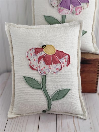 Vintage Flower Quilt Pillow, Feedsack Applique - Etsy