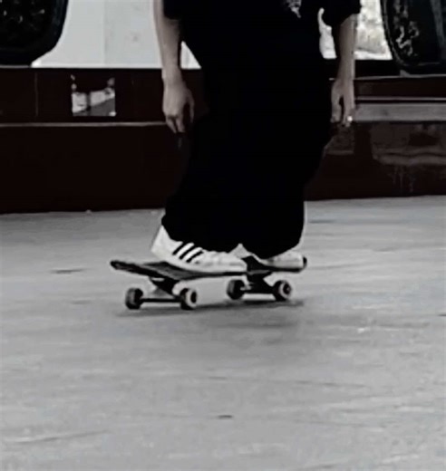 Dragon flip 🫢 ~ lấy ý tưởng từ:@Nam đang skate #skateboarding #fyp #dragonflip