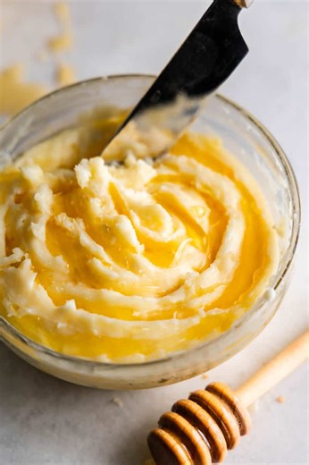 33K views · 308 reactions | This honey butter is sweet, creamy, and dangerously spreadable—just two ingredients whipped into pure magic. Slather it on biscuits, cornbread, pancakes, or honestly, anything that holds still long enough. https://thestayathomechef.com/honey-butter/ | The Stay At Home Chef | Facebook
