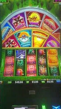 Max Bet Monday - Huff N Puff $8 spins #slot #casino #gamble #jackpot #slotmachine #casino