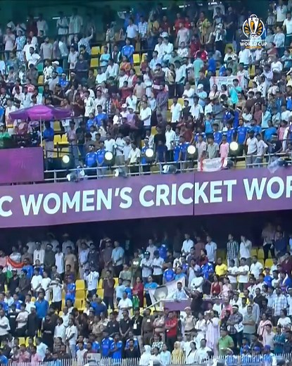 Sri Lanka players sing the national anthem with pride in the #CWC25 opener 🇱🇰🤩 Watch the game LIVE in your region, broadcast details here ➡️ http://bit.ly/46IKZtI #INDvSL | ICC Cricket World Cup