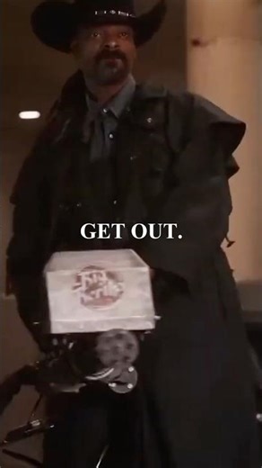 When Snoop Dogg Pulls Up in a Movie 😎💨