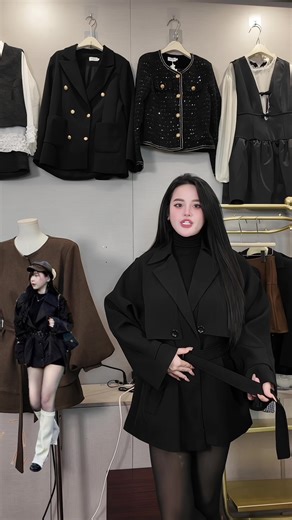 Áo Mangto Dáng Lửng Đen Cho Ngày Tết