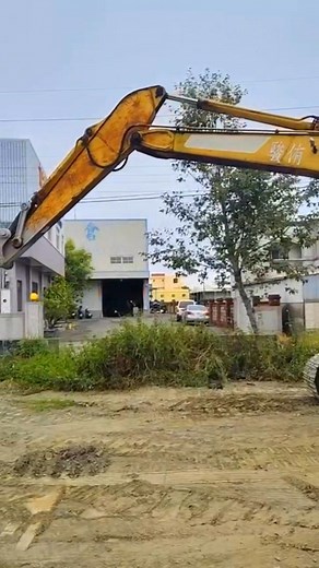 11K views · 272 reactions | খুব শীঘ্রই আসতে চলেছে ফাইভ এস্কেভেটর গাড়ি। তৌহিদ এন্টারপ্রাইজ সিটি গেইট চট্টগ্রাম বাংলাদেশ। | HELLO CAT | Facebook